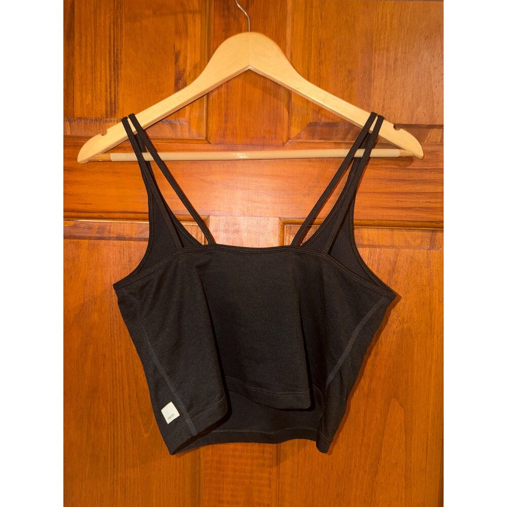 Vuori crop tank black heathered